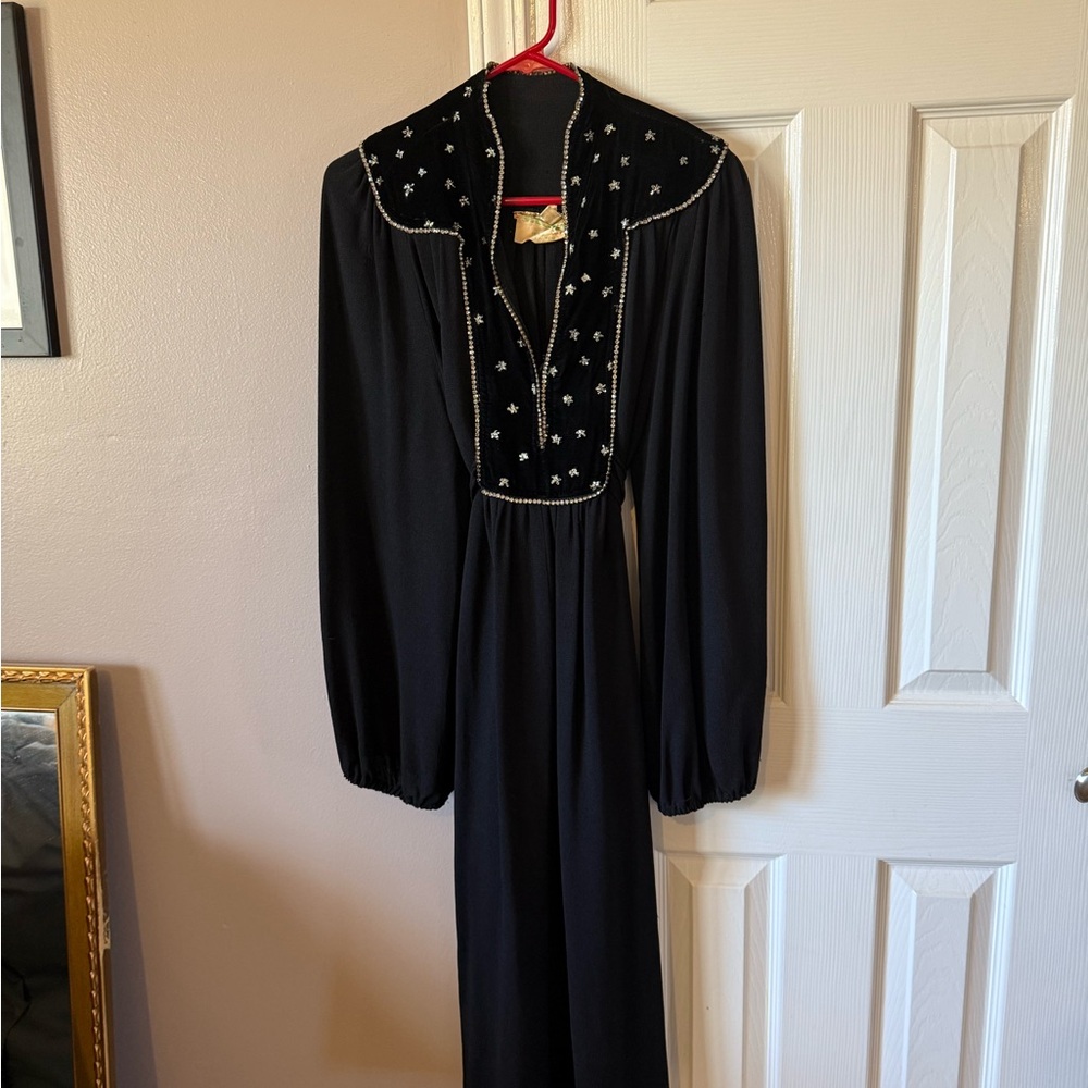 Vintage jewl detailed Long Sleeve 1960s dress, velvet details.